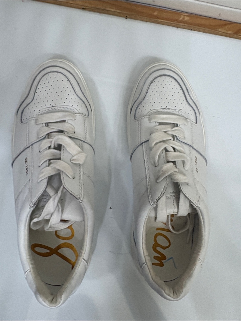 Sam Edelman Women’s SE-1980 White Leather Casual Sneakers - Picture 6 of 9